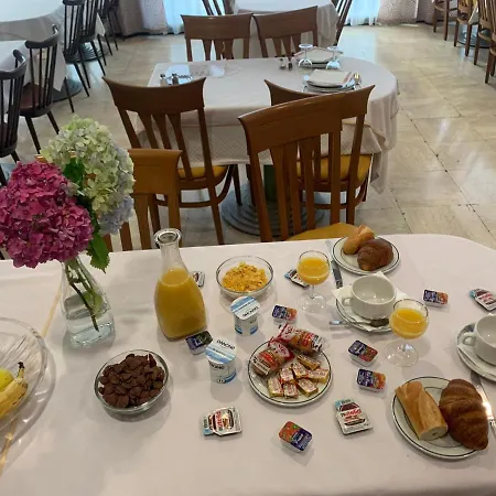 Sainte Suzanne Hotel