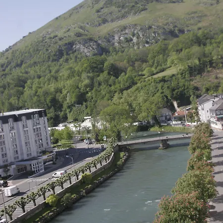 Sainte Suzanne Lourdes