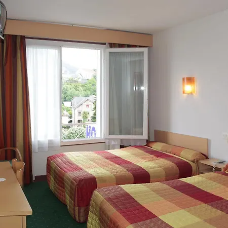 Hotel Sainte Suzanne 3*