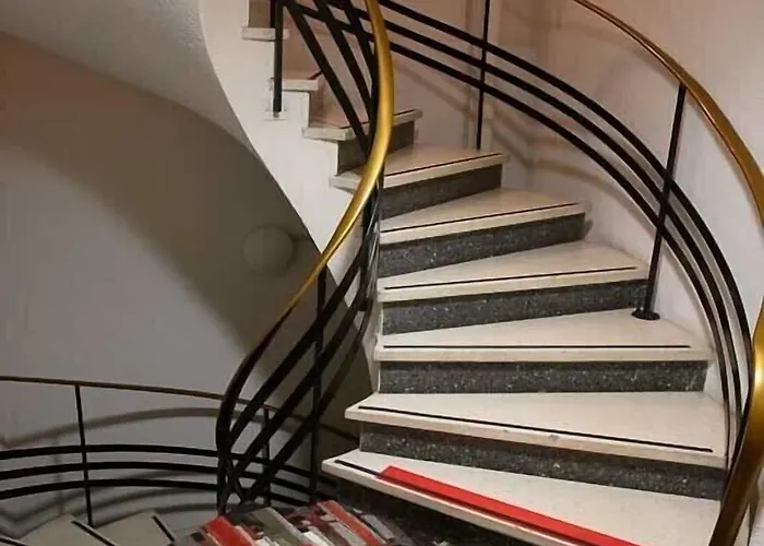 Sainte Suzanne فندق لورد