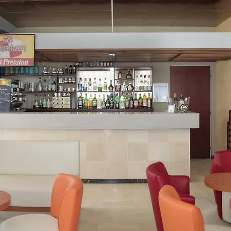 Sainte Suzanne Hotel
