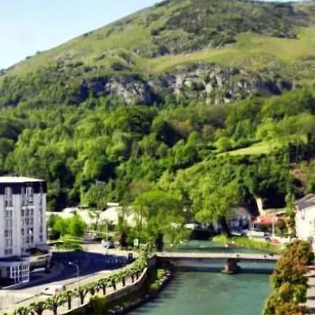 Sainte Suzanne Szálloda